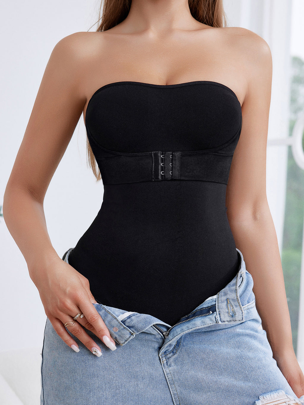 shoulder front buckle, invisible belt, and body enhancing garment