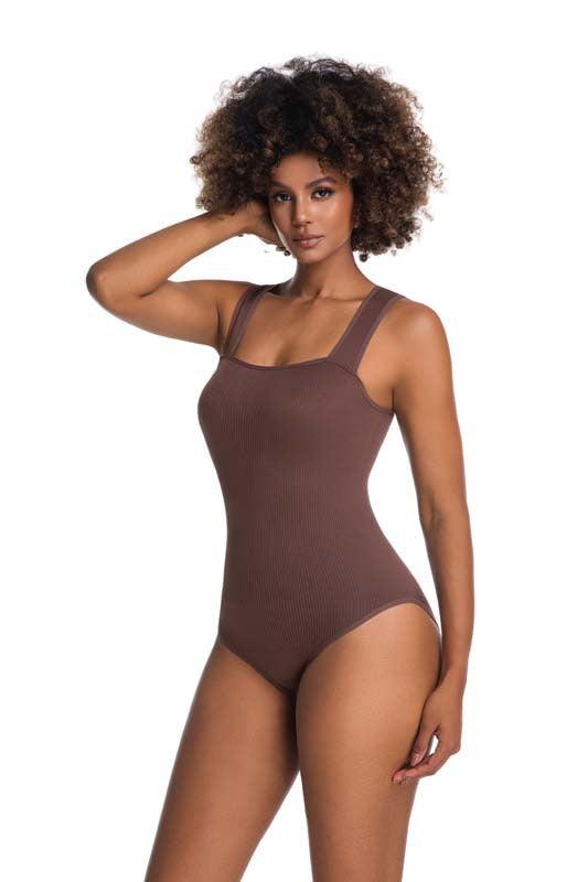 Tank top, triangle pants, one-piece shapewear
