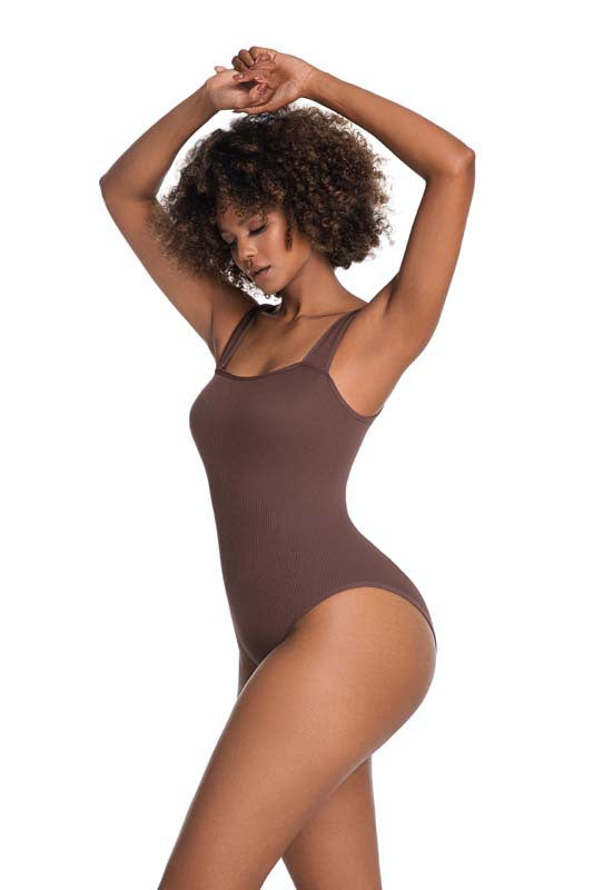 Tank top, triangle pants, one-piece shapewear